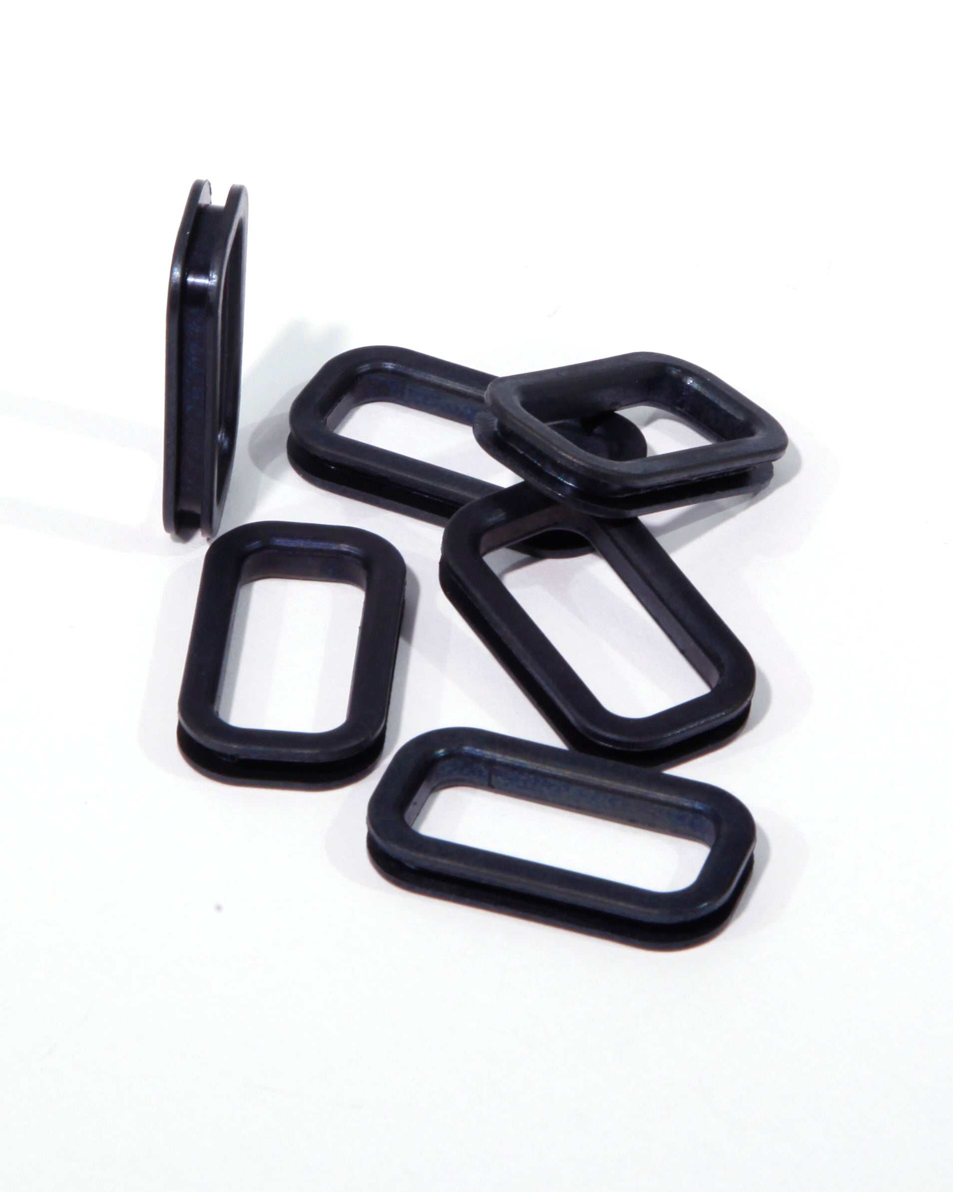 Rubber wire grommet