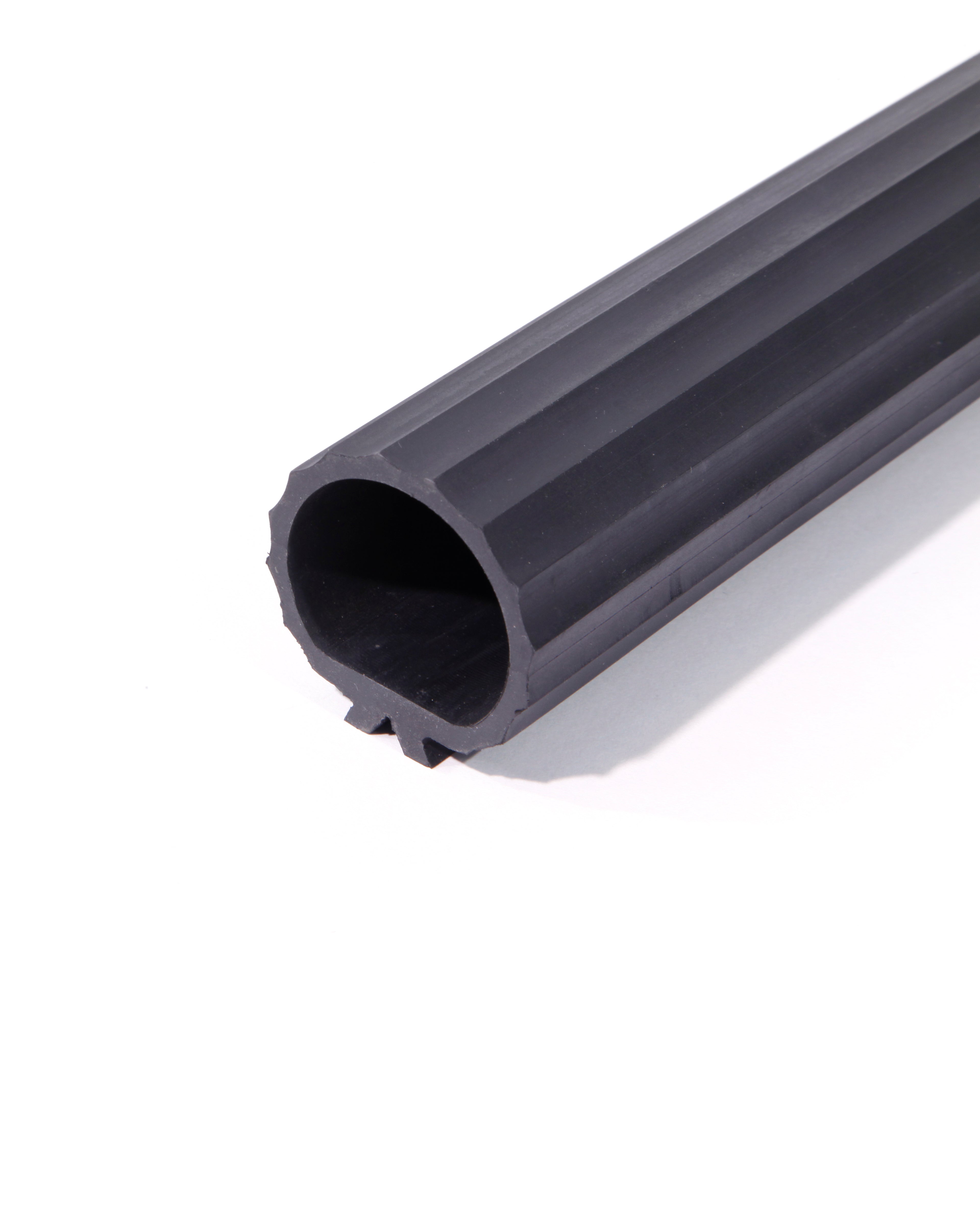 Polygonal hollow rubber tube